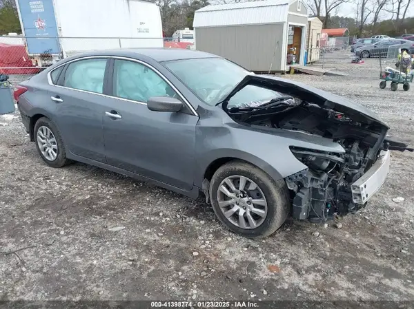 1N4AL3APXJC479137 2018 NISSAN ALTIMA - Image 1
