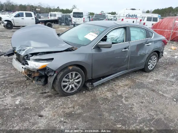 1N4AL3APXJC479137 2018 NISSAN ALTIMA - Image 2