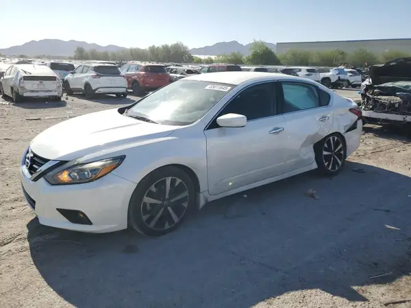 1N4AL3APXJC480272 2018 NISSAN ALTIMA - Image 1