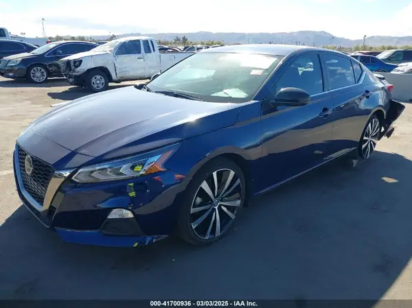 1N4AL4CV0NN366146 2022 NISSAN ALTIMA - Image 2