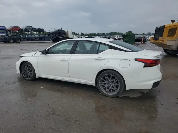 1N4AL4CV0PN371933 2023 NISSAN ALTIMA - Image 2