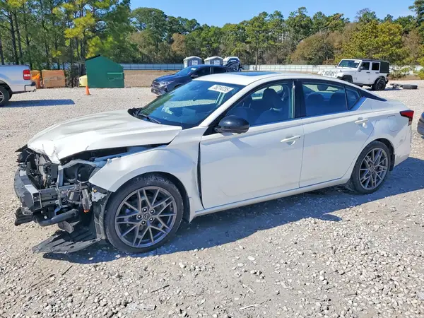 1N4AL4CV0RN422835 2024 NISSAN ALTIMA - Image 1