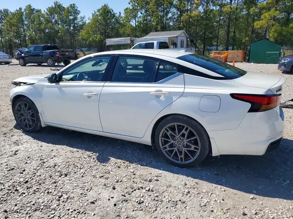 1N4AL4CV0RN422835 2024 NISSAN ALTIMA - Image 2