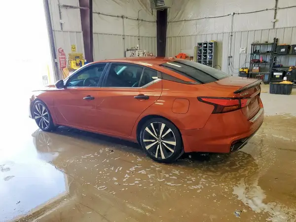 1N4AL4CV1MN333784 2021 NISSAN ALTIMA - Image 2