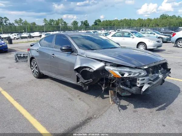 1N4AL4CV1NN338338 2022 NISSAN ALTIMA - Image 1