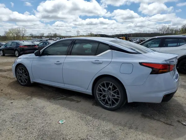 1N4AL4CV1PN301695 2023 NISSAN ALTIMA - Image 2