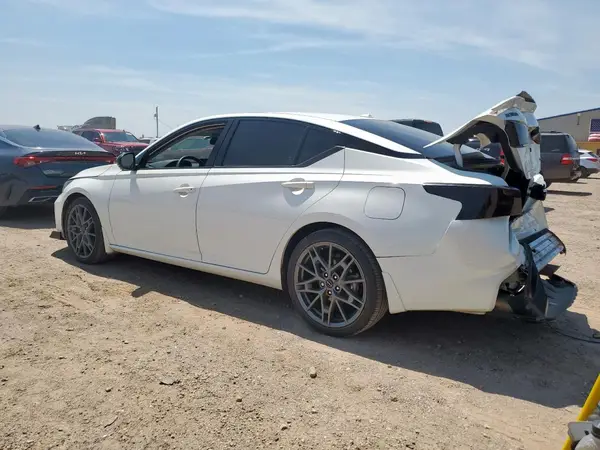 1N4AL4CV1PN303804 2023 NISSAN ALTIMA - Image 2