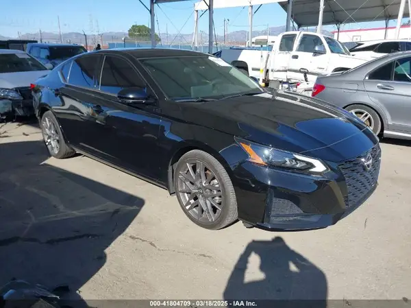 1N4AL4CV1PN304189 2023 NISSAN ALTIMA - Image 1