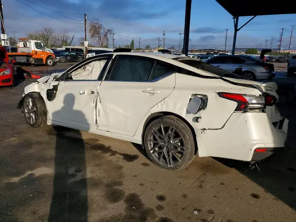 1N4AL4CV1RN302400 2024 NISSAN ALTIMA - Image 2