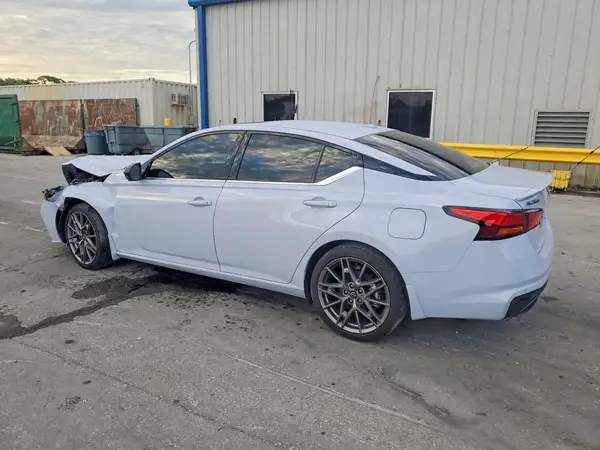 1N4AL4CV1RN415327 2024 NISSAN ALTIMA - Image 2