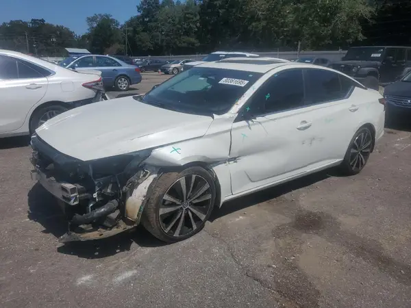 1N4AL4CV2MN326021 2021 NISSAN ALTIMA - Image 1