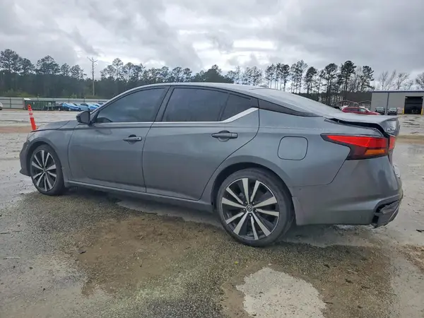 1N4AL4CV2MN371699 2021 NISSAN ALTIMA - Image 2