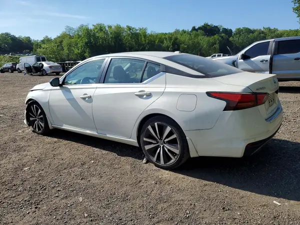 1N4AL4CV2MN413675 2021 NISSAN ALTIMA - Image 2