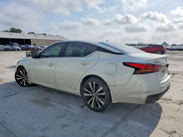 1N4AL4CV2NN367573 2022 NISSAN ALTIMA - Image 2