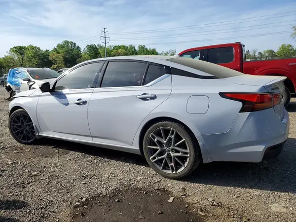 1N4AL4CV2PN401577 2023 NISSAN ALTIMA - Image 2