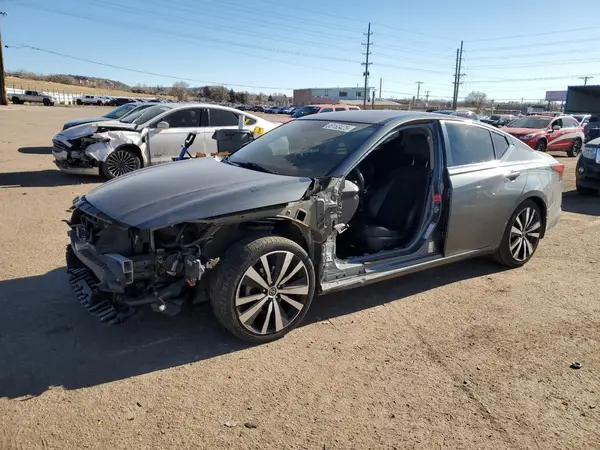 1N4AL4CV3LN306567 2020 NISSAN ALTIMA - Image 1