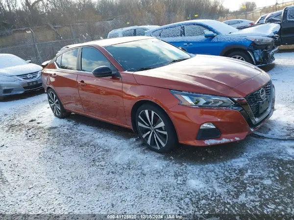1N4AL4CV3MN302830 2021 NISSAN ALTIMA - Image 1