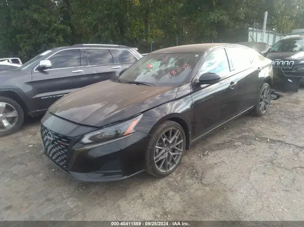 1N4AL4CV3PN318045 2023 NISSAN ALTIMA - Image 2