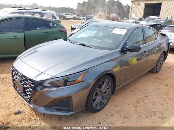 1N4AL4CV3PN321673 2023 NISSAN ALTIMA - Image 2