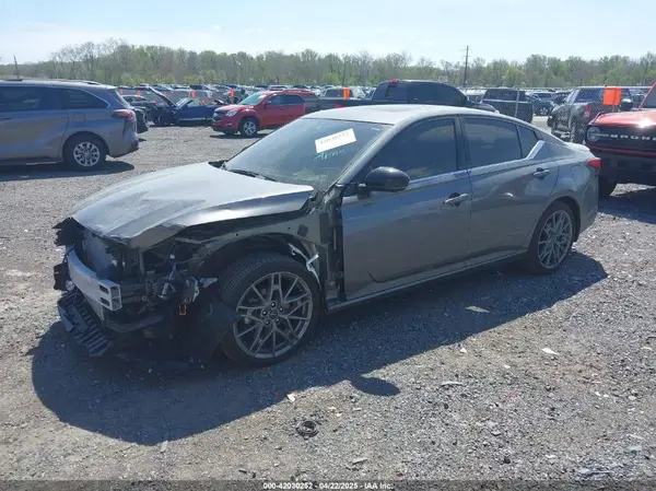 1N4AL4CV3RN412901 2024 NISSAN ALTIMA - Image 2