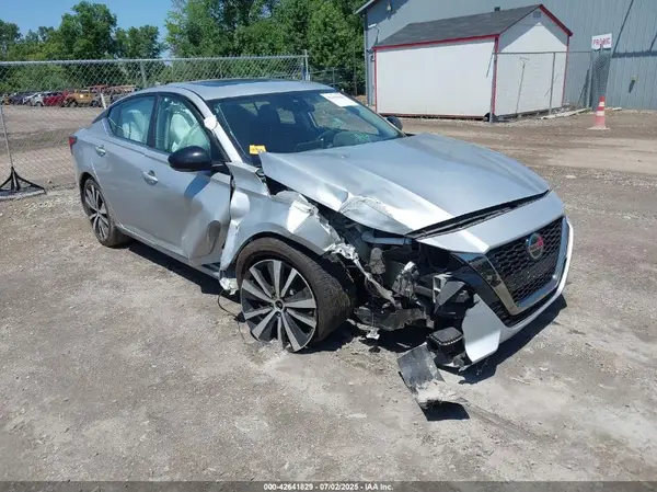 1N4AL4CV4NN373343 2022 NISSAN ALTIMA - Image 1
