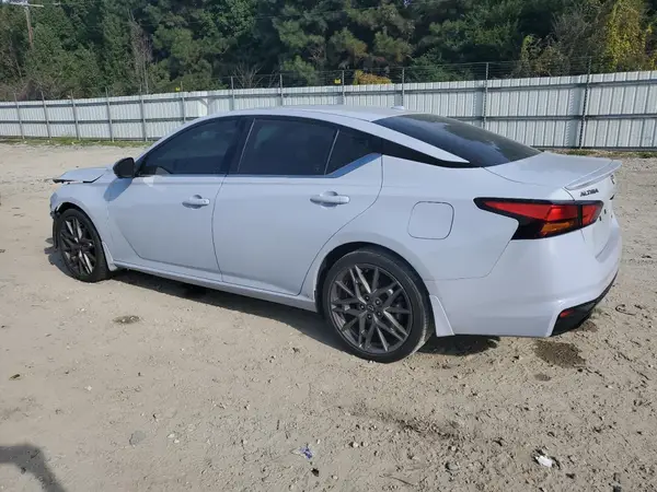1N4AL4CV4PN303215 2023 NISSAN ALTIMA - Image 2