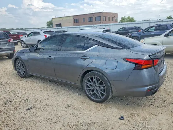 1N4AL4CV4PN375032 2023 NISSAN ALTIMA - Image 2