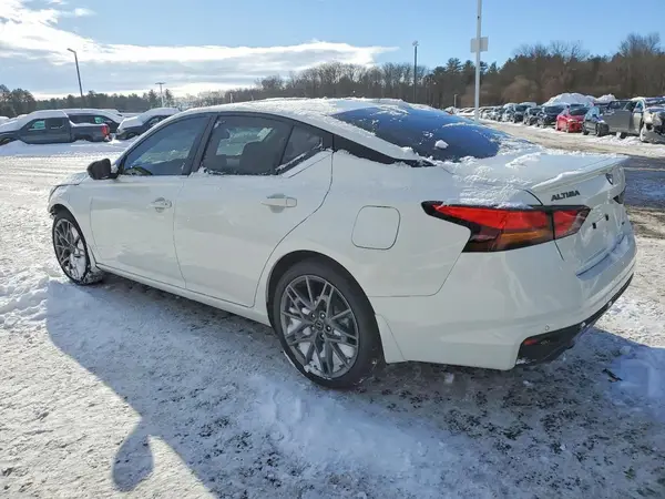 1N4AL4CV4PN420728 2023 NISSAN ALTIMA - Image 2