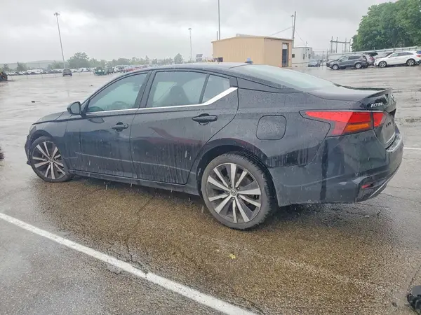 1N4AL4CV5MN327986 2021 NISSAN ALTIMA - Image 2
