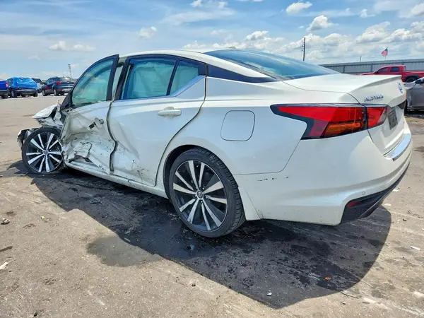 1N4AL4CV6MN355036 2021 NISSAN ALTIMA - Image 2