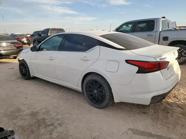 1N4AL4CV6RN358977 2024 NISSAN ALTIMA - Image 2