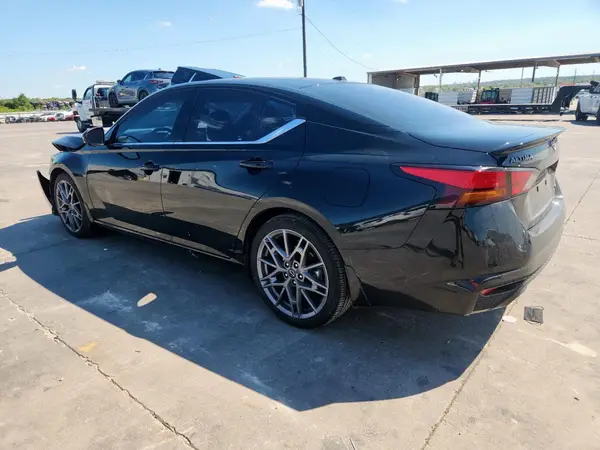 1N4AL4CV6RN366478 2024 NISSAN ALTIMA - Image 2