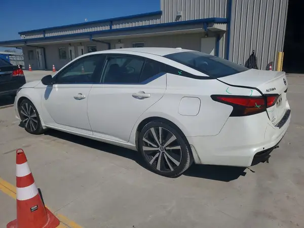 1N4AL4CV7NN376186 2022 NISSAN ALTIMA - Image 2