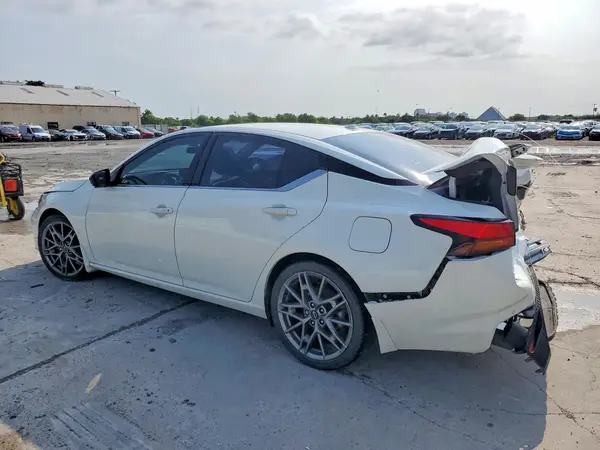 1N4AL4CV7RN339273 2024 NISSAN ALTIMA - Image 2