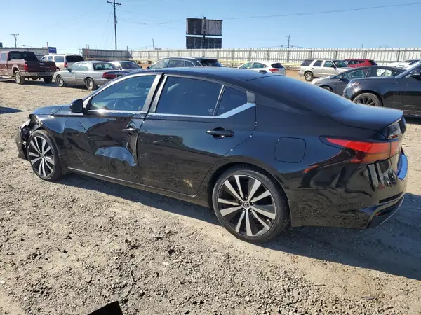 1N4AL4CV8MN385042 2021 NISSAN ALTIMA - Image 2