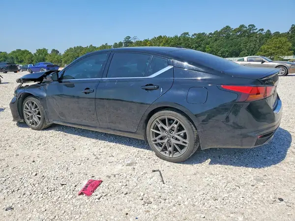1N4AL4CV8PN406587 2023 NISSAN ALTIMA - Image 2