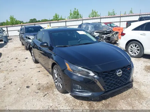 1N4AL4CV8PN421820 2023 NISSAN ALTIMA - Image 1