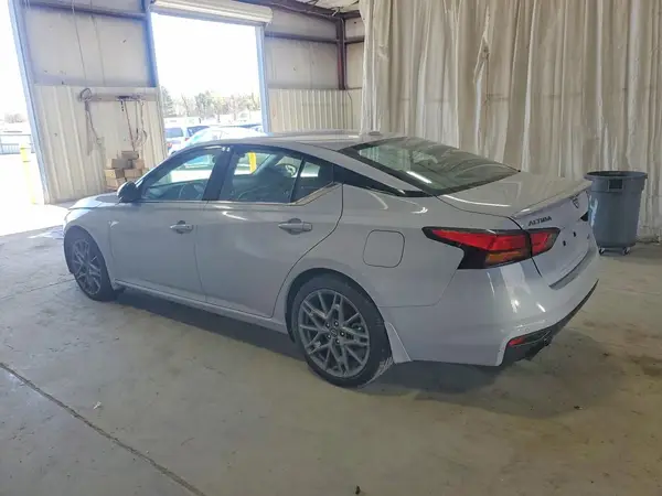 1N4AL4CV8RN329884 2024 NISSAN ALTIMA - Image 2