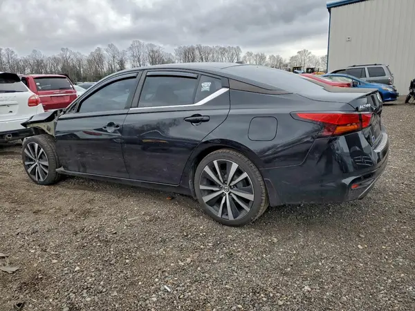 1N4AL4CV9MN326324 2021 NISSAN ALTIMA - Image 2