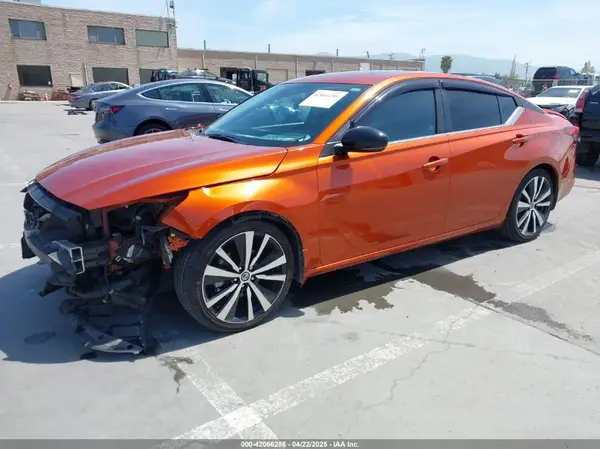 1N4AL4CV9MN332768 2021 NISSAN ALTIMA - Image 2