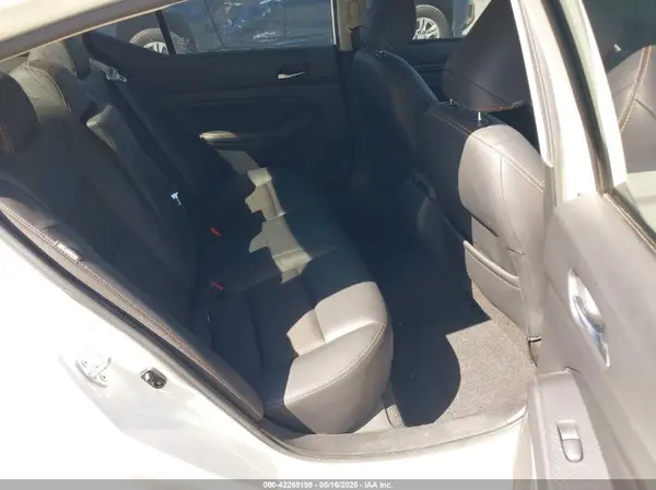 1N4AL4CV9MN377435 2021 NISSAN ALTIMA - Image 8