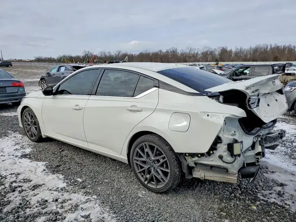 1N4AL4CV9RN302550 2024 NISSAN ALTIMA - Image 2