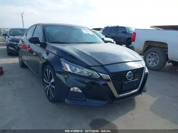 1N4AL4CVXMN361258 2021 NISSAN ALTIMA - Image 1