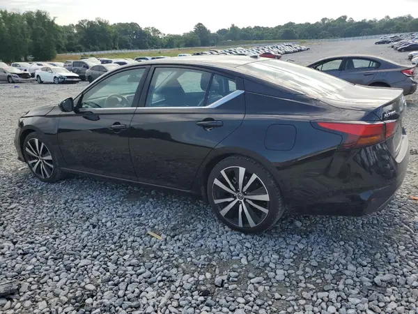 1N4AL4CVXMN368808 2021 NISSAN ALTIMA - Image 2