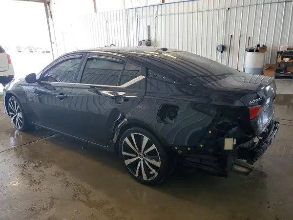 1N4AL4CVXMN397306 2021 NISSAN ALTIMA - Image 2