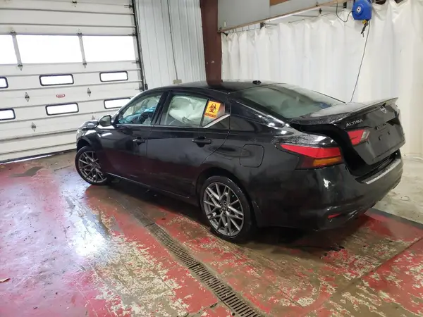 1N4AL4CVXPN331231 2023 NISSAN ALTIMA - Image 2
