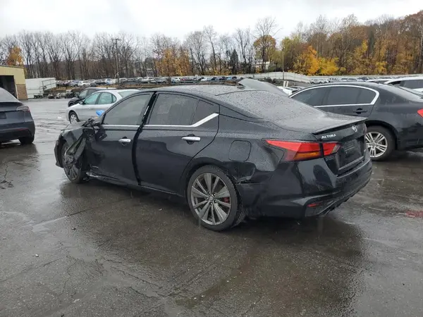 1N4AL4FV2KC155582 2019 NISSAN ALTIMA - Image 2