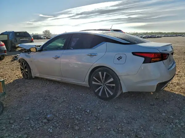 1N4AL4FV2LC157785 2020 NISSAN ALTIMA - Image 2
