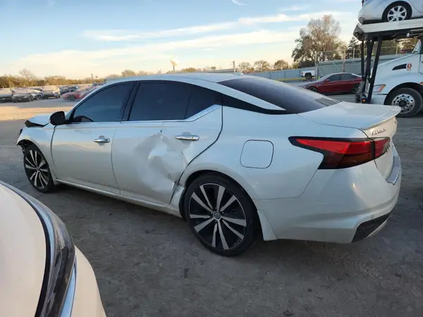 1N4AL4FV2LC173887 2020 NISSAN ALTIMA - Image 2