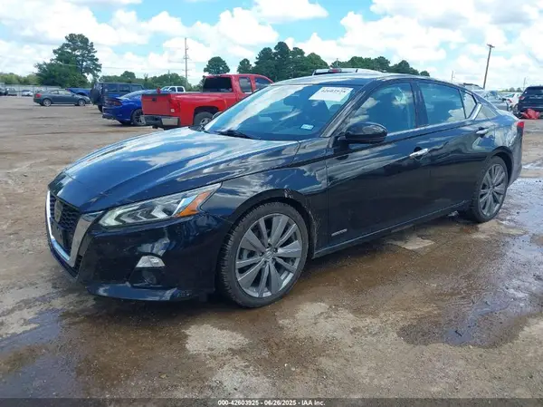 1N4AL4FV3KC100669 2019 NISSAN ALTIMA - Image 2